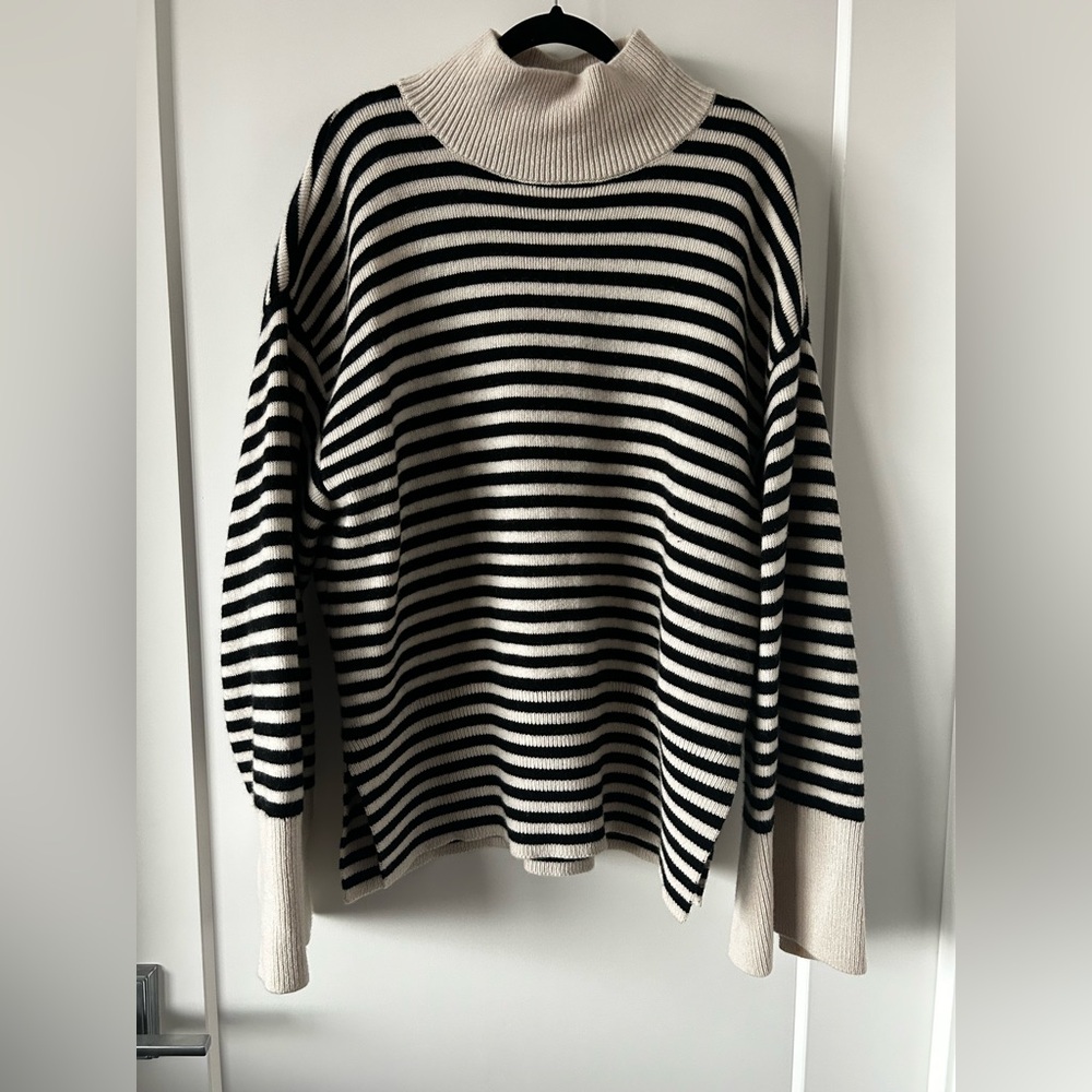 H&M Wool-Blend Oversized turtleneck jumper